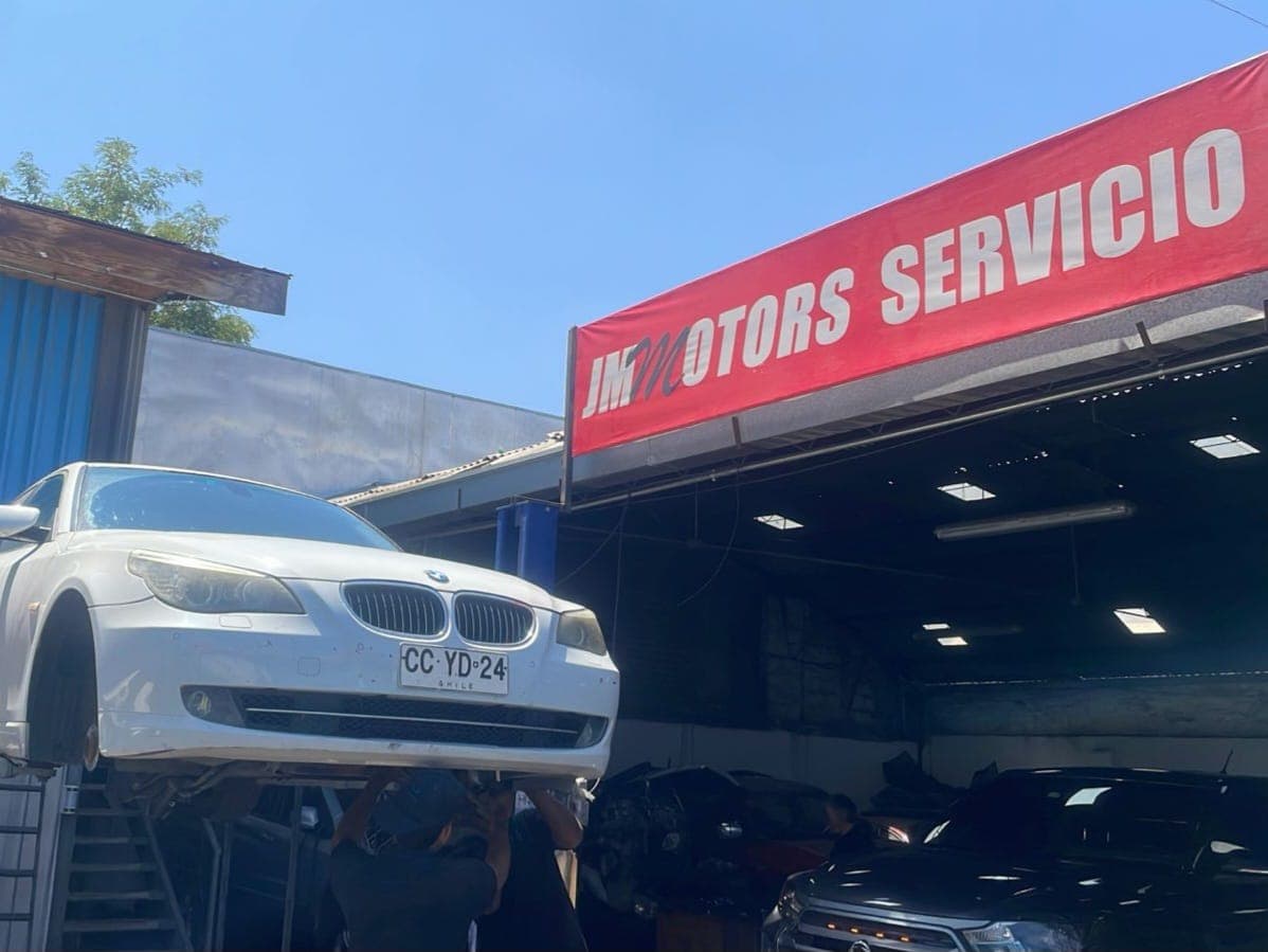 Elevador y equipamiento